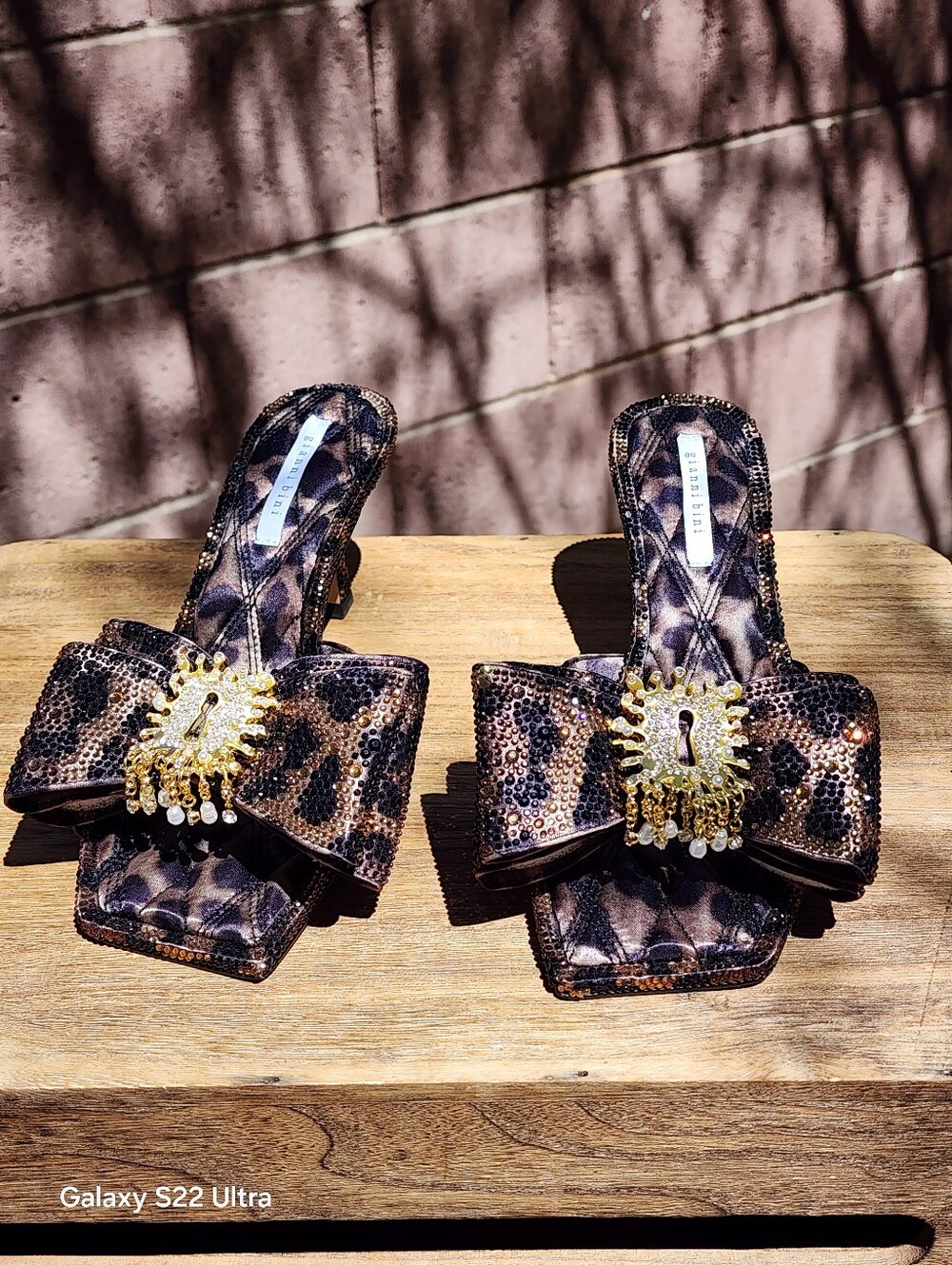 Gianni Bini Peeka Two Bling Leopard Print Rhinestone Keyhole Ornament Bow Sandal - Picture 6 of 11